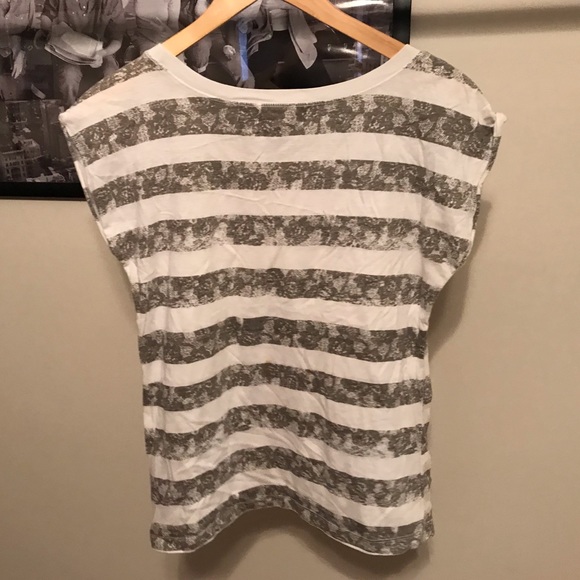 Forever 21 Tee with Lace Print Stripes - Picture 3 of 3
